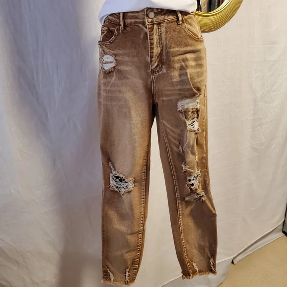 Destroyed Ankle Crop Jean - Size Medium - Picture 3 of 8